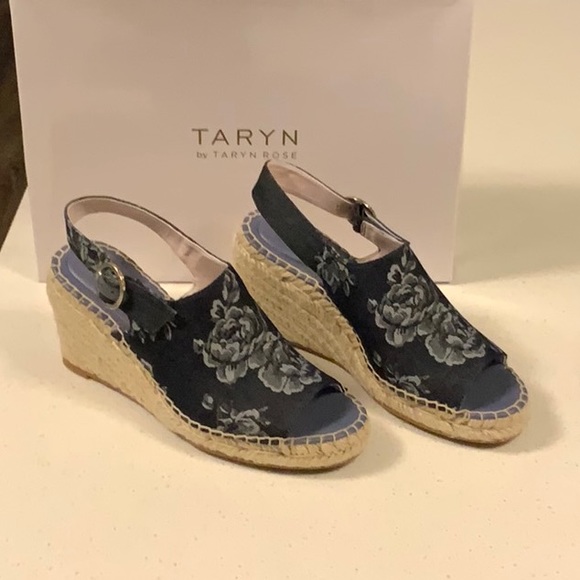 TARYN by Taryn Rose Winda Wedge Sandal in Denim NIB - Picture 2 of 6